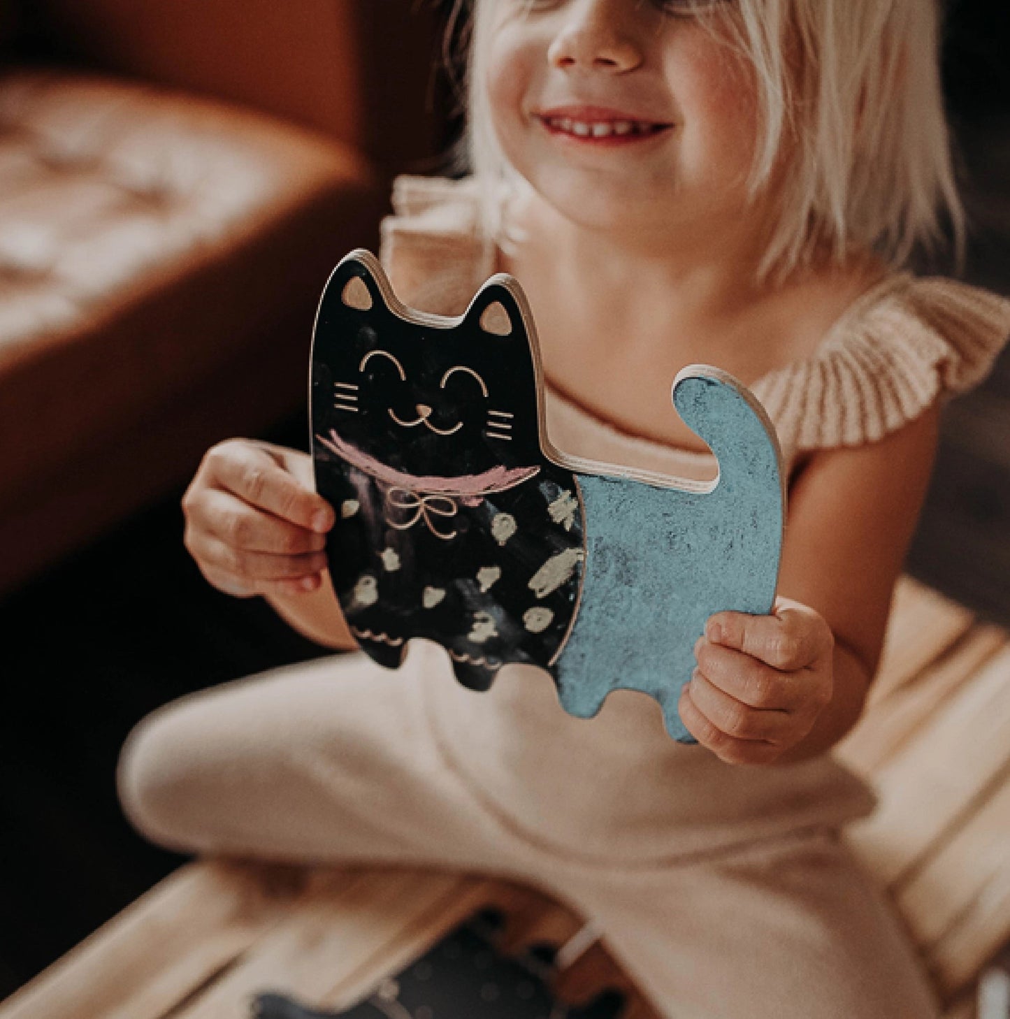 Cat, Animal Shaped Chalk Board / with Chalk image 1